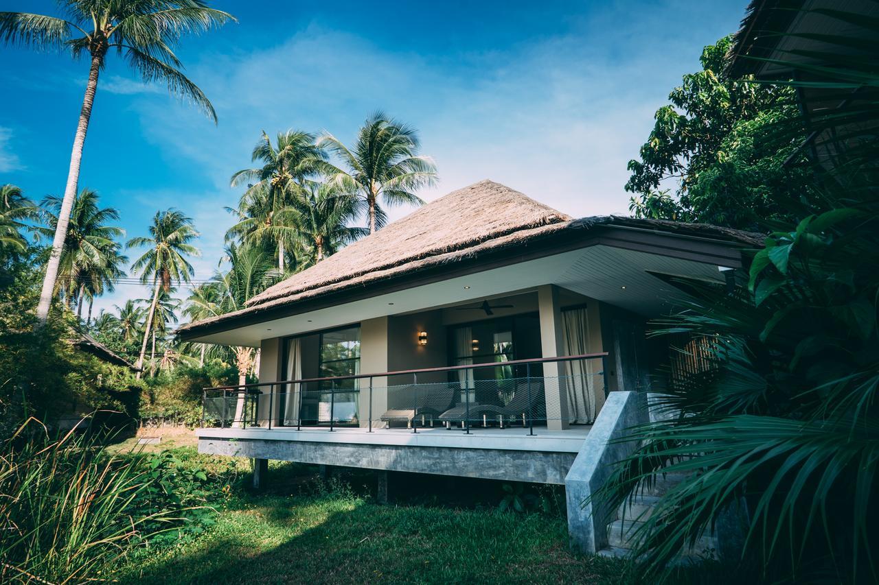 Le Motu Hotel Taling Ngam Beach Buitenkant foto
